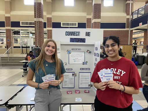 Cypress North High School Chapter promoting Connect Me.